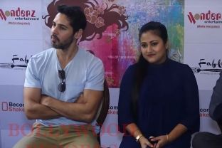 Dino Morea Book At launch
